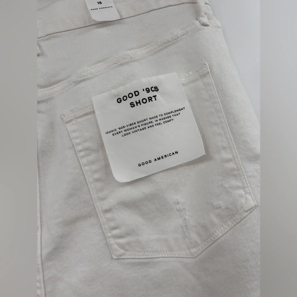 Good American NWT Juniors Good 90's Short Size 15 White‎ Distressed HIgh Waist